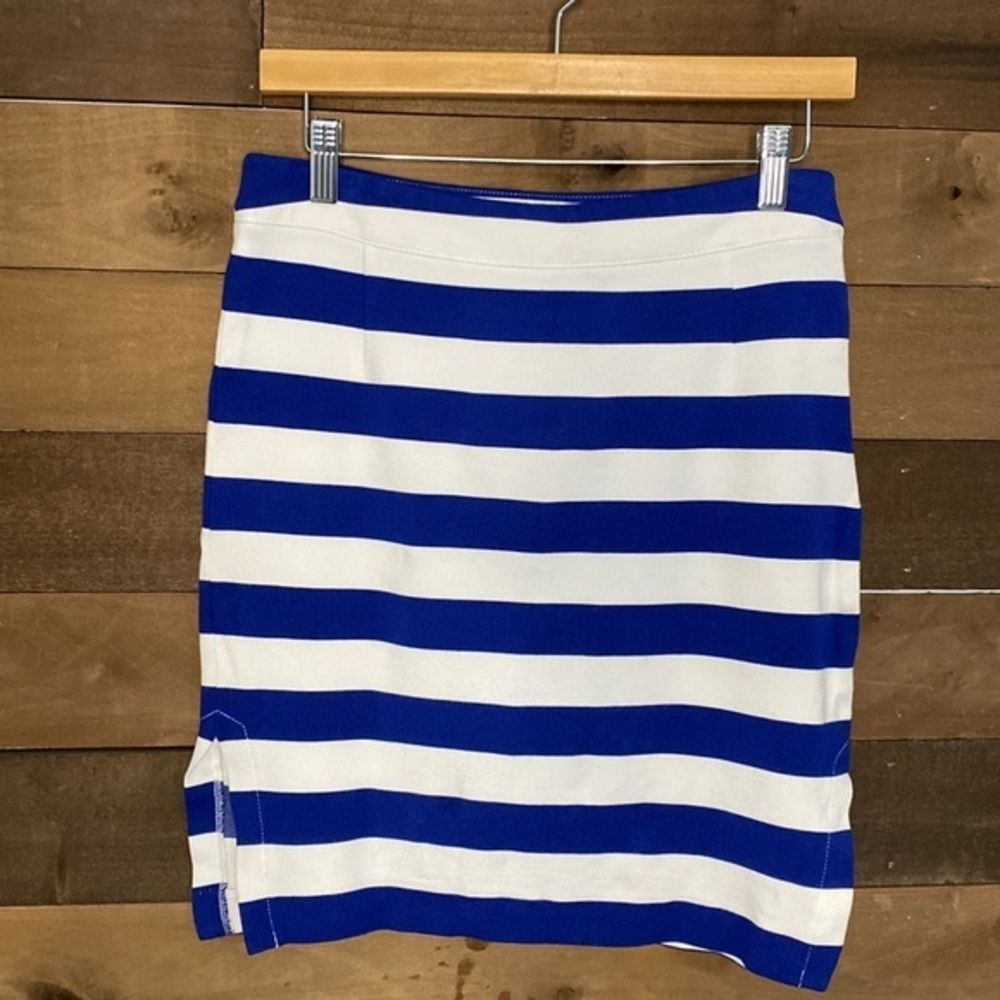 ** SOLD **Banana Republic Blue & White Stripes Skirt